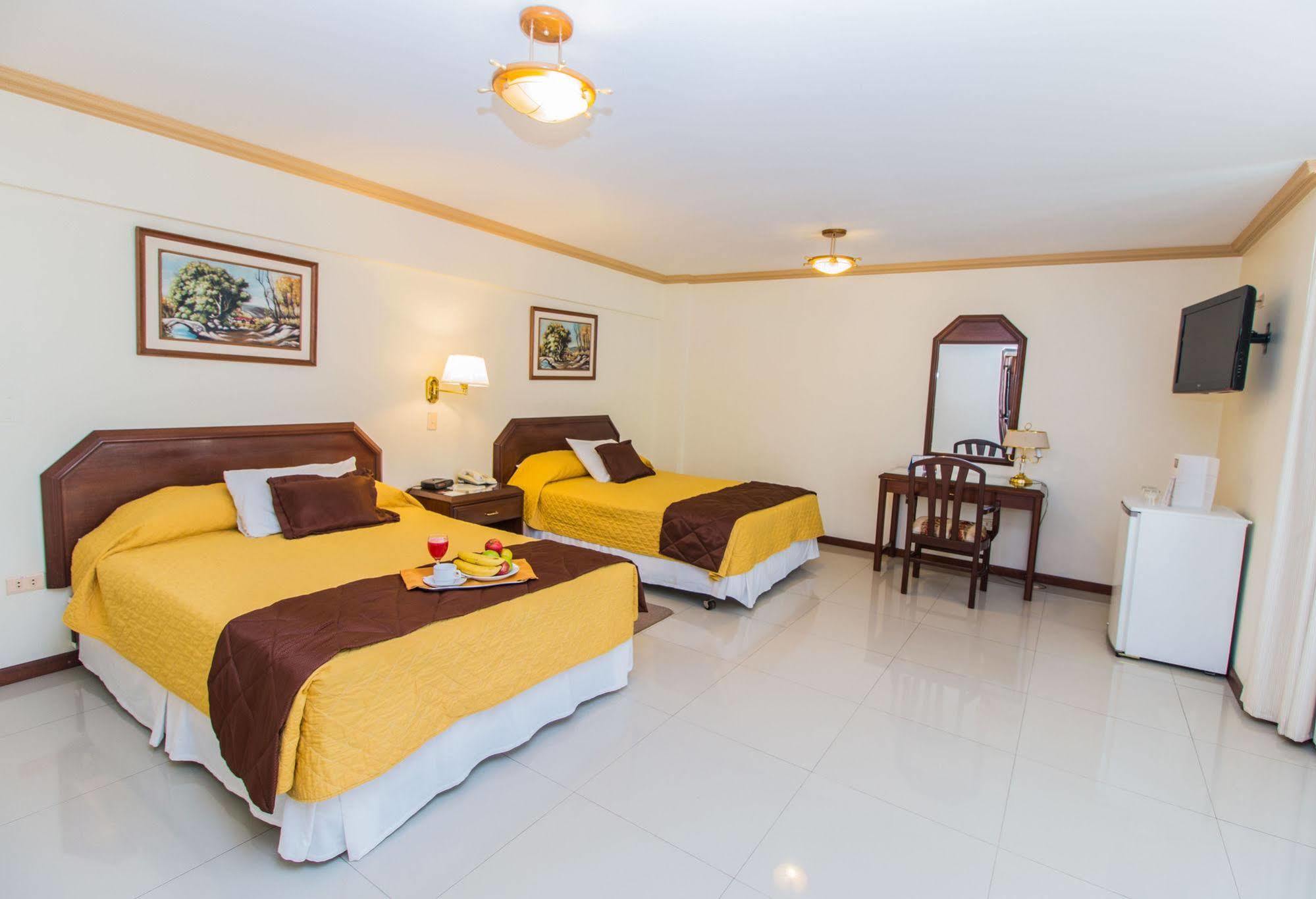 House Inn Apart Hotel Санта-Крус-де-ла-Сьєрра Екстер'єр фото