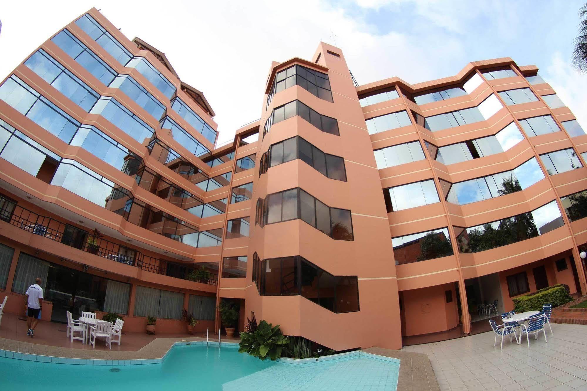 House Inn Apart Hotel Санта-Крус-де-ла-Сьєрра Екстер'єр фото
